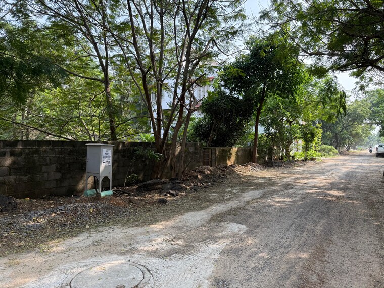 undefined, kanchan-vihar  806 Sq.Ft. Plot In Dlf Ankur Vihar Ghaziabad 9596694
