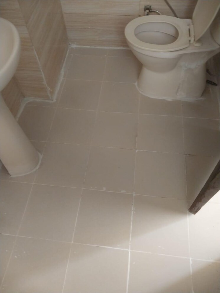 Bathroom, amrapali-zodiac 3 Bedroom 1325 Sq.Ft. Apartment In Sector 120 Noida 9596712