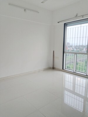 Room in 2 BHK Apartment at Marathon Nexzone, New Panvel – for Sale