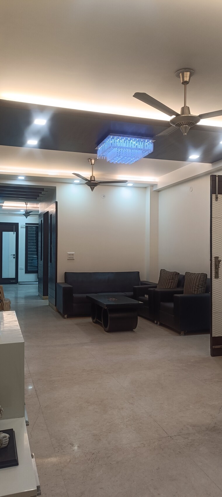 Living Room, anand vihar 3 Bedroom 2800 Sq.Ft. Builder Floor In Anand Vihar Delhi 9596742