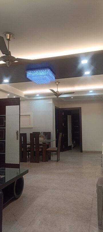 Bedroom in 3 BHK Builder Floor at Anand Vihar – for Rent