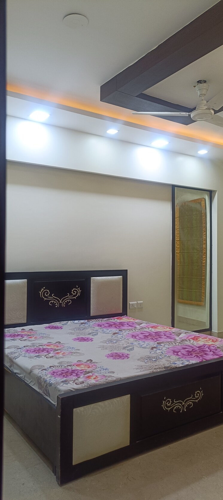 Bedroom, anand vihar 3 Bedroom 2800 Sq.Ft. Builder Floor In Anand Vihar Delhi 9596742