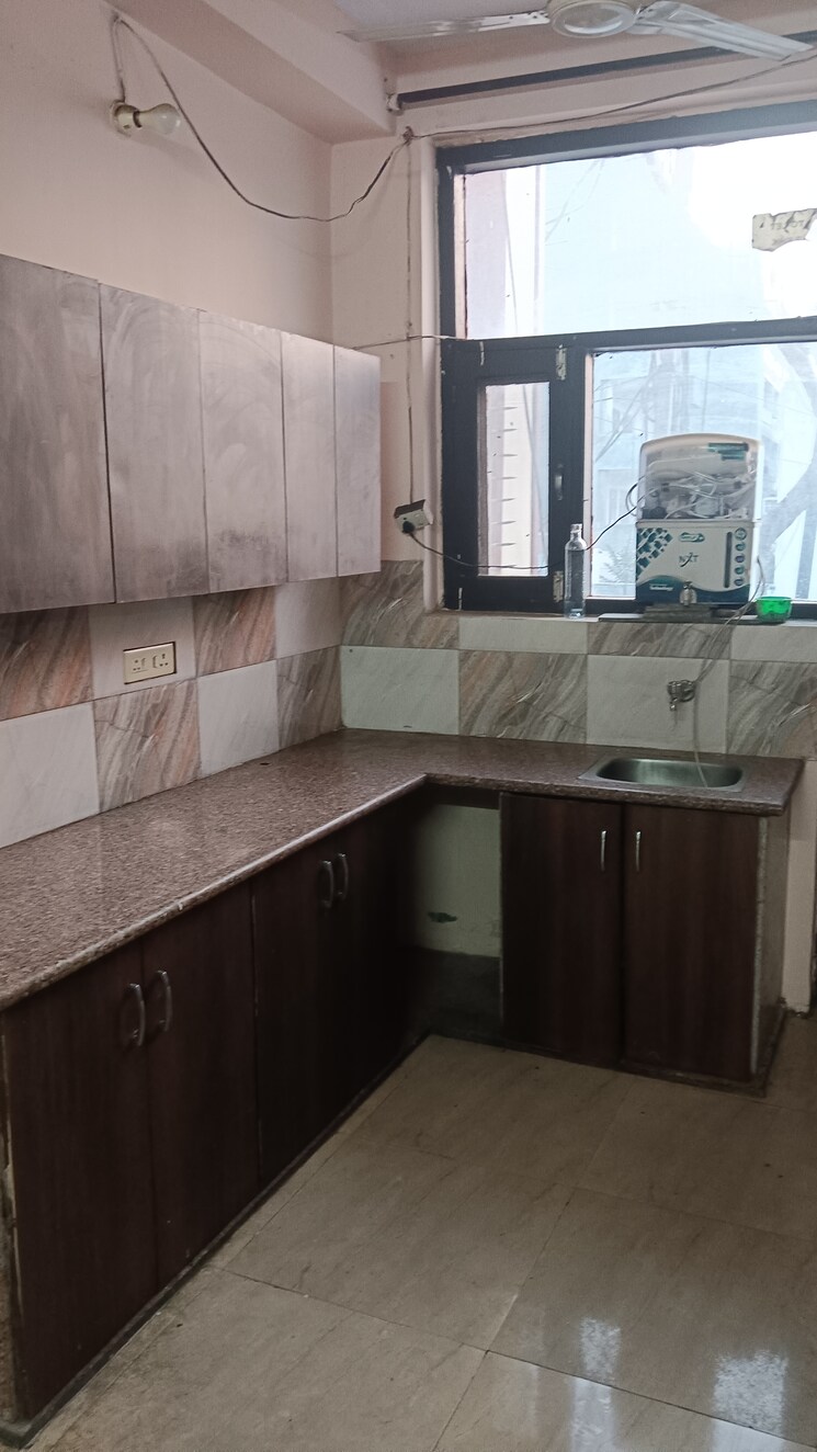 Kitchen, sector 45 2 Bedroom 900 Sq.Ft. Builder Floor In Sector 45 Gurgaon 9596750