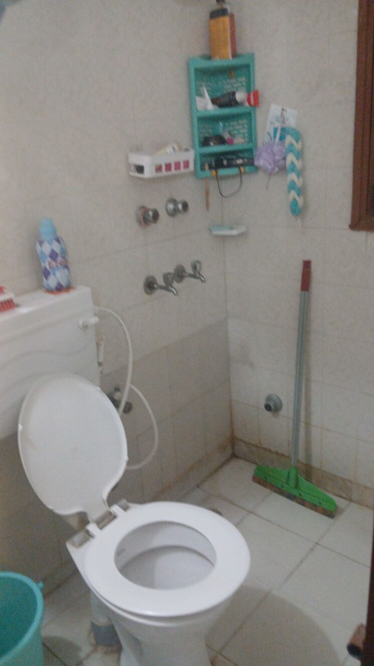 Bathroom, gail-apartments 3 Bedroom 1600 Sq.Ft. Apartment In Sector 62 Noida 9596781