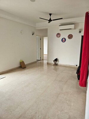 Room in 3 BHK Apartment at AIPL Zen Residences, Sector 70a – for Rent