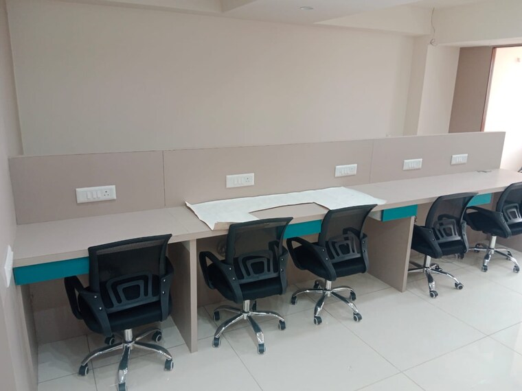 Team Area, avirat-silver-radiance-2 Commercial Office Space 1100 Sq.Ft. In Science City Ahmedabad 9596790
