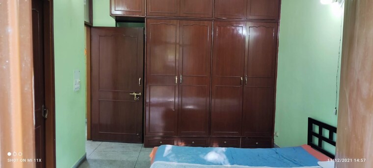 undefined, sector 7 dwarka 3 Bedroom 1500 Sq.Ft. Apartment In Sector 7 Dwarka Delhi 9596784