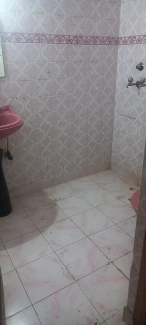 Attached Bathroom in 2 BHK Apartment at Ip Extension – for Rent