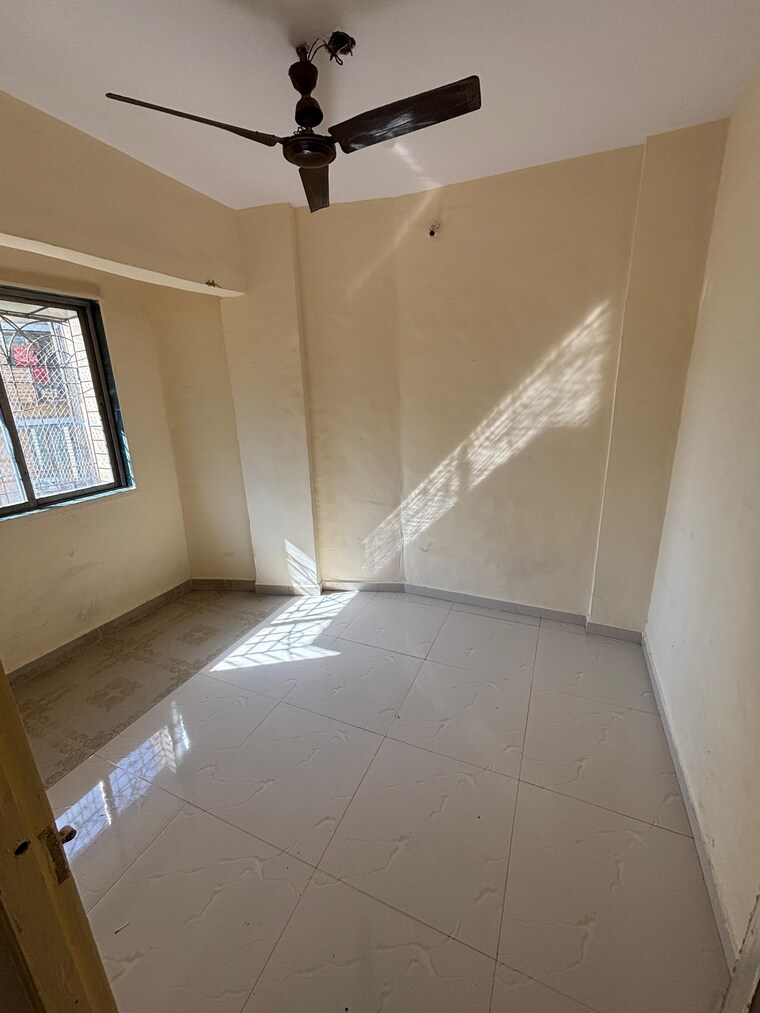 Bedroom, airoli sector 9a 1 Bedroom 550 Sq.Ft. Apartment In Airoli Sector 9a Navi Mumbai 9596842