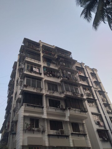 1 RK Apartment – Exterior View View at Prabhadevi - for Rent