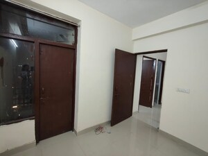Room in 3 BHK Apartment at Adore Samriddhi, Sector 89 – for Rent