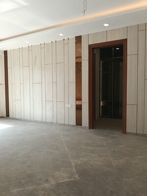 Room in 4 BHK Builder Floor at Ansal Plaza Sector-23, Sector 23 – for Sale