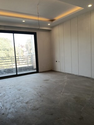 Room in 4 BHK Builder Floor at Ansal Plaza Sector-23, Sector 23 – for Sale