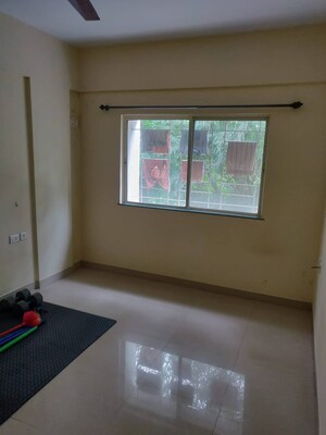 Room in 2 BHK Apartment at Tivoli Apartments, Baner – for Sale