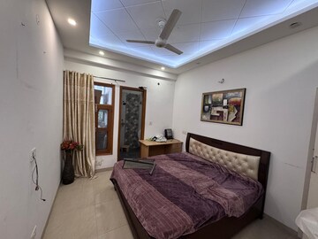 Bedroom in 2 BHK Apartment at Highland Park Chandigarh, Bhabat – for Rent