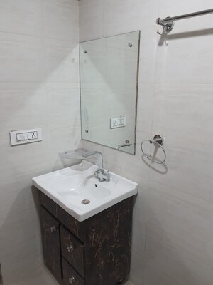 Master Bedroom in Studio Builder Floor at Sector 45 – for Rent