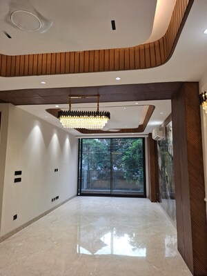 Room in 6+ BHK Villa at Suncity Township Gurgaon, Sector 54 – for Sale