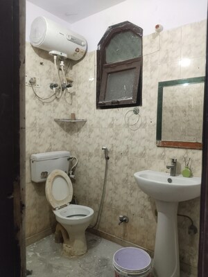 Bathroom in 2 BHK Builder Floor at Ashoka Enclave 3, Sector 35 – for Rent