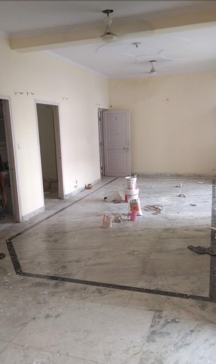 Cover Image, sector 6 dwarka 3.5 Bedroom 2000 Sq.Ft. Apartment In Sector 6 Dwarka Delhi 9596910