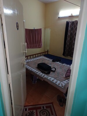 Room in Studio Apartment at Sushant Residency F Block, Sushant Lok Iii – for Rent