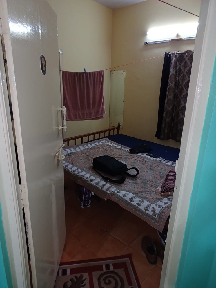 Room, sushant-residency-f-block Studio 450 Sq.Ft. Apartment In Sushant Lok Iii Gurgaon 9341638