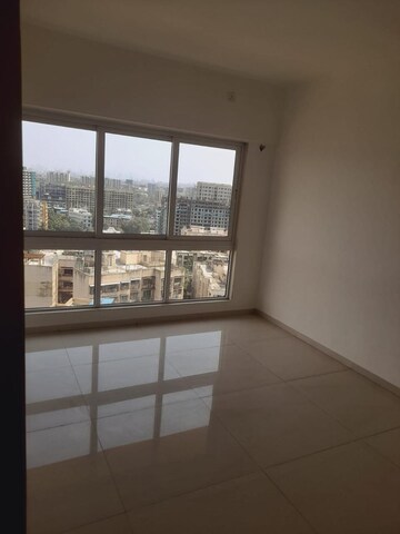 Room in 2 BHK Apartment at Omkar Veda Exclusive, Parel – for Rent