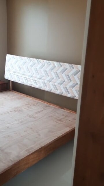 Bedroom in 2 BHK Apartment at Sindhi Society, Chembur – for Rent