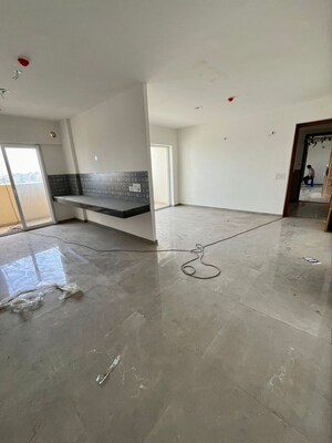 Room in 4 BHK Apartment at Railway Officers RPF Society, Sector 9a – for Rent