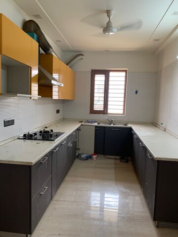 Kitchen in 3 BHK Builder Floor at Sector 84 – for Rent