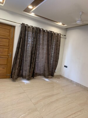 Living Room in 3 BHK Builder Floor at Sector 84 – for Rent