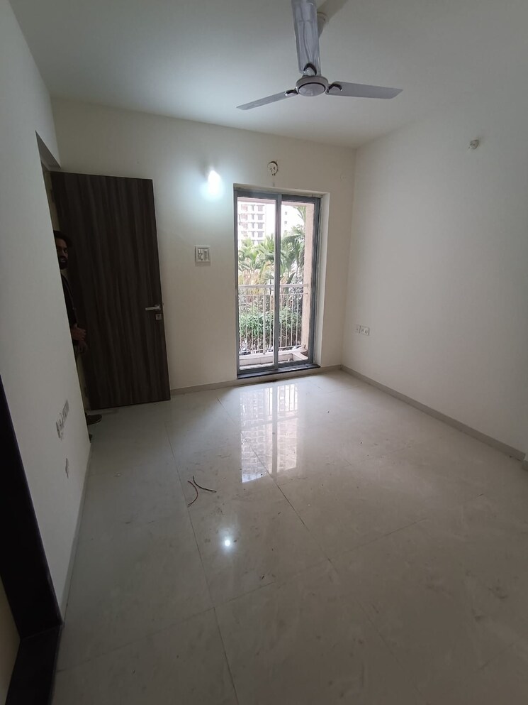 Room, k-m-horizon-palms 2 Bedroom 600 Sq.Ft. Apartment In Owale Thane 9596989