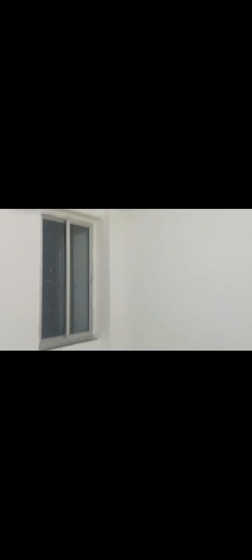 Room in 1 BHK Apartment at Century Mill Mhada Building, Lower Parel – for Rent