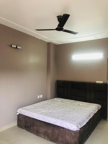 Bedroom in 3 BHK Builder Floor at Uttam Nagar – for Rent