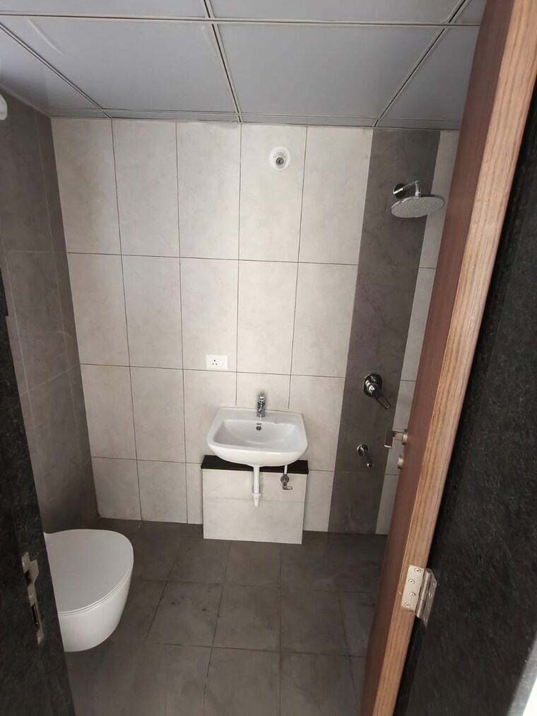 Bathroom, vilas-javdekar-yashone-eternitee 1 Bedroom 480 Sq.Ft. Apartment In Hinjewadi Pune 9581877