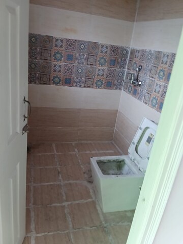 Bathroom in 3 BHK Apartment at Migsun Ultimo, Omicron Iii Greater Noida – for Sale