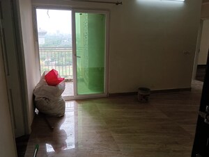 Room in 3 BHK Apartment at Migsun Ultimo, Omicron Iii Greater Noida – for Sale