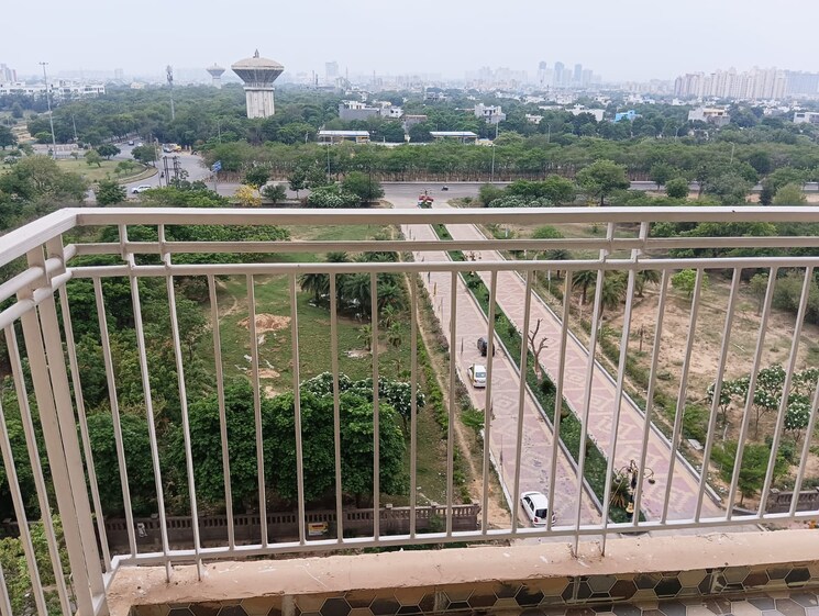 Balcony, migsun-ultimo 3 Bedroom 995 Sq.Ft. Apartment In Omicron Iii Greater Noida Greater Noida 9597026