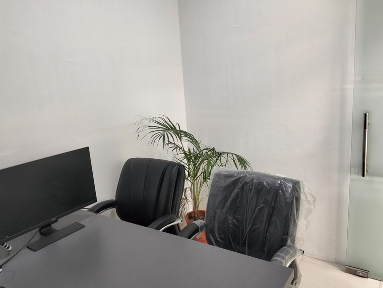 Team Area, sector 74 Commercial Office Space 500 Sq.Ft. In Sector 74 Mohali 9597090