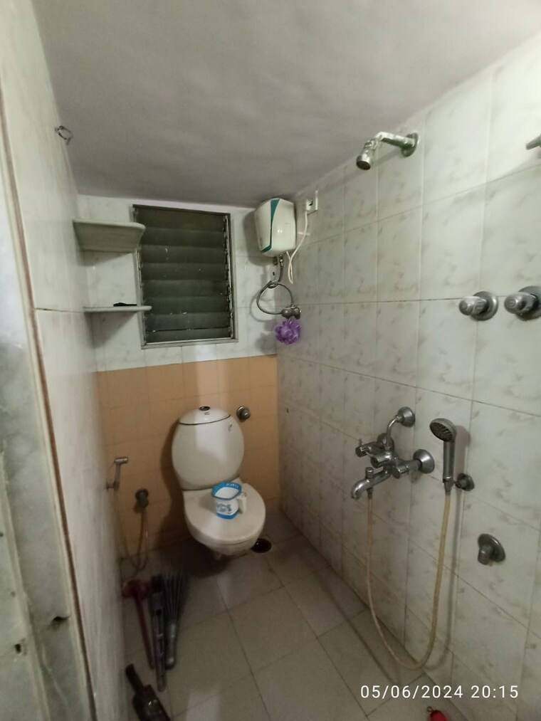 Attached Bathroom, geetanjali-apartment-andheri-east 2 Bedroom 620 Sq.Ft. Apartment In Andheri East Mumbai 9597096