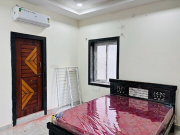 Bedroom in 2 BHK Builder Floor at Manikonda – for Rent