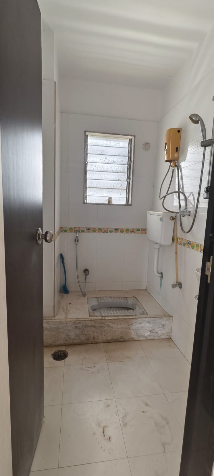 Bathroom, rosa-elite 1 Bedroom 300 Sq.Ft. Apartment In Bhayandarpada Thane 9597141