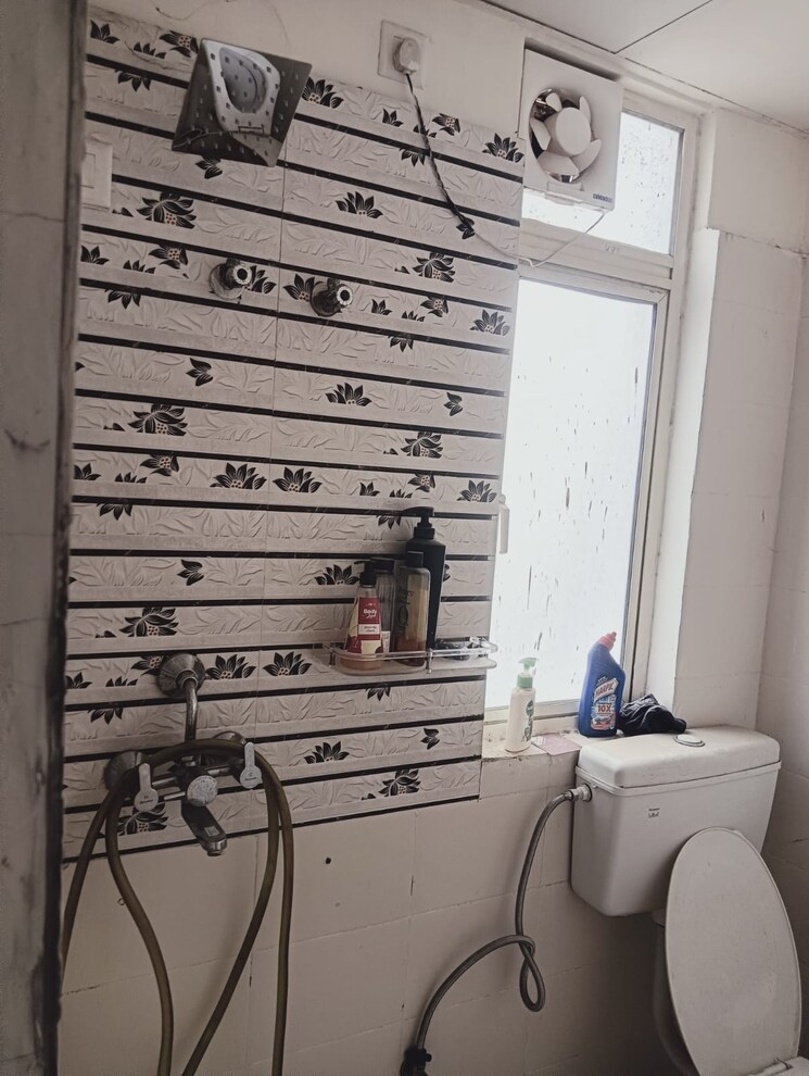 Attached Bathroom, bptp-elite-floors 3 Bedroom 2250 Sq.Ft. Apartment In Sector 83 Faridabad 9597108