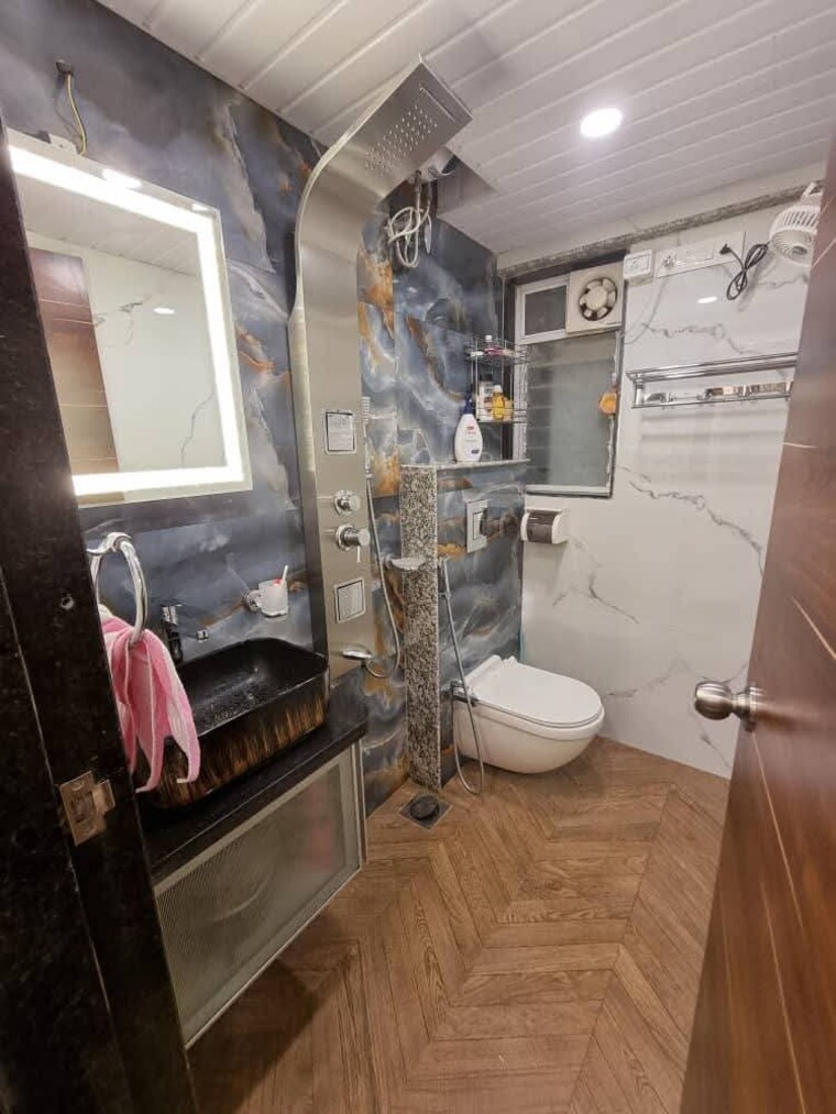 Bathroom, gundecha-valley-of-flowers 2 Bedroom 860 Sq.Ft. Apartment In Kandivali East Mumbai 9597130