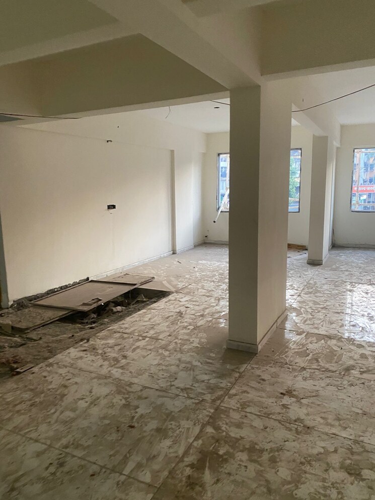 Room, badlapur Commercial Office Space 1500 Sq.Ft. In Badlapur Thane 9597135