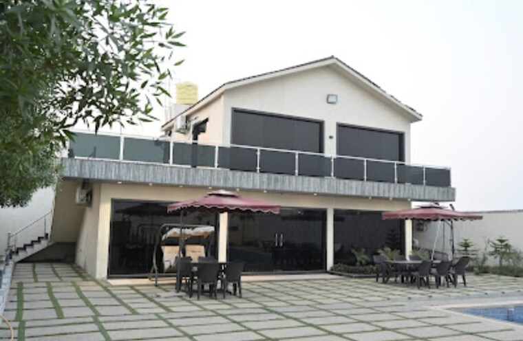 Exterior View, mujgahan 5 Bedroom 7800 Sq.Ft. Villa In Mujgahan Raipur 9597241