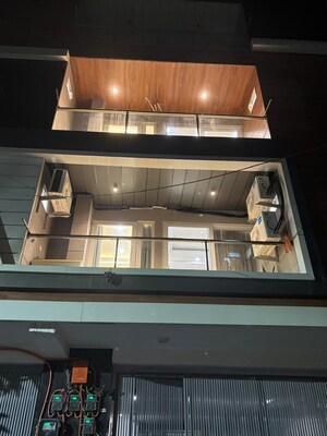 Furnished Amenities in 4 BHK Builder Floor at Uttam Nagar – for Rent