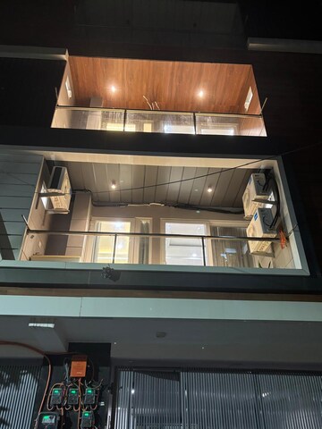 Furnished Amenities in 4 BHK Builder Floor at Uttam Nagar – for Rent