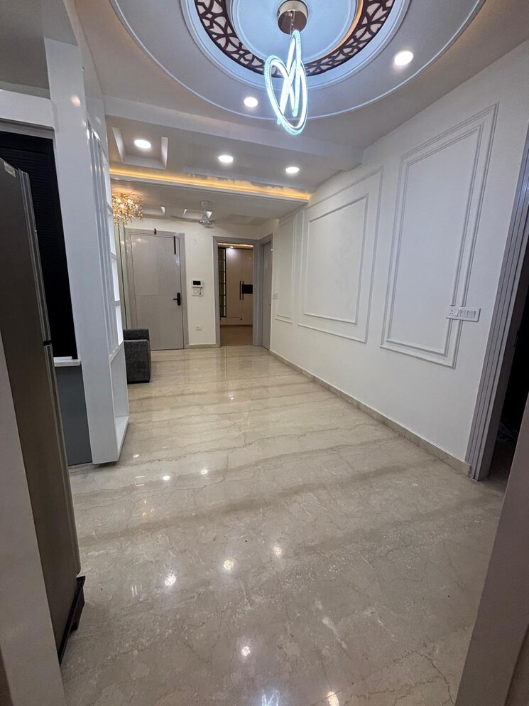 undefined, uttam nagar 4 Bedroom 135 Sq.Yd. Builder Floor In Uttam Nagar Delhi 9597293