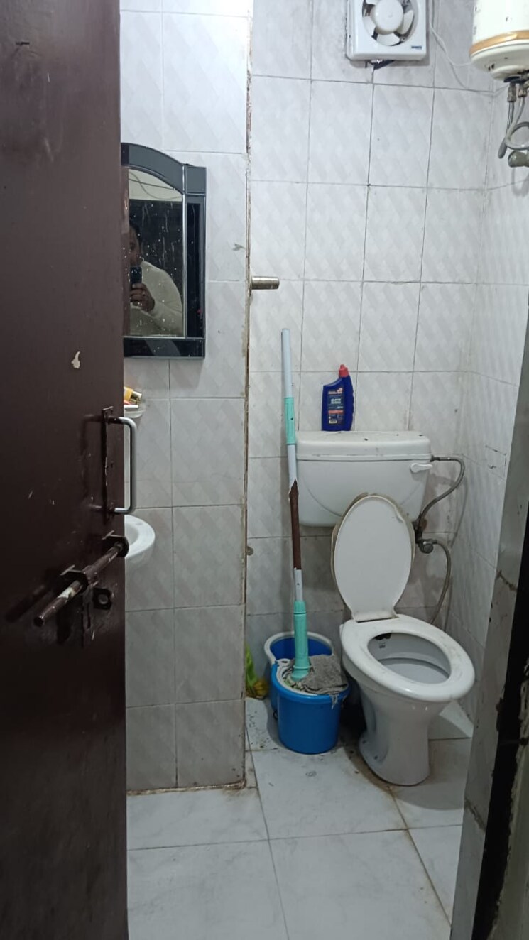 Bathroom, ansal-sushant-estate Studio 250 Sq.Ft. Apartment In Sector 52 Gurgaon 9597560