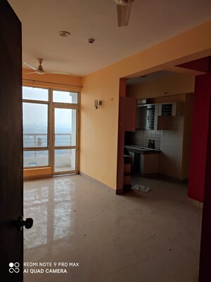 Room in 2 BHK Apartment at Supertech Czar Suites, Omicron I Greater Noida – for Sale